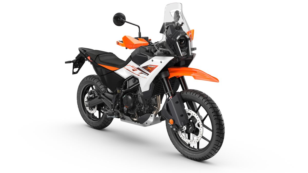 665370_MY25-KTM-390-Adventure-X-EU-White-45-right_EUROPE _ GLOBAL.jpg